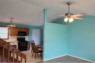 236 Mille Run Street, North Wilkesboro, NC 28659 - Photo 2