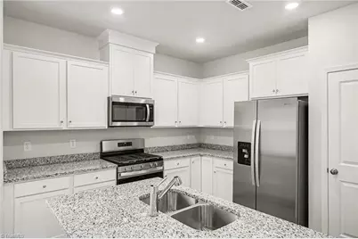 1411 Allegheny  River Street, Greensboro, NC 27405 - Photo 12