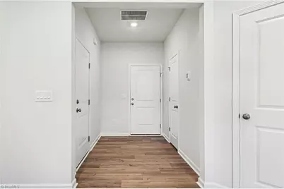 1411 Allegheny  River Street, Greensboro, NC 27405 - Photo 6