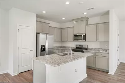 1409 Allegheny  River Street, Greensboro, NC 27405 - Photo 12