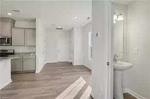 1409 Allegheny River St, Greensboro, NC 27405 - Photo 16