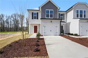 1409 Allegheny River St, Greensboro, NC 27405 - Photo 2