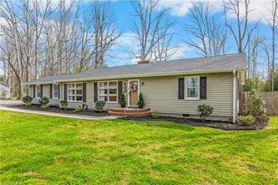 532 Lakeside Dr, Walnut Cove, NC 27052 - Photo 2