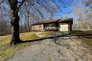 1055 Brookridge Dr, Walnut Cove, NC 27052 - Photo 6