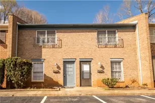 321 Vineyard Park Ct, Winston-Salem, NC 27104 - Photo 6
