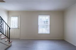 321 Vineyard Park Ct, Winston-Salem, NC 27104 - Photo 4