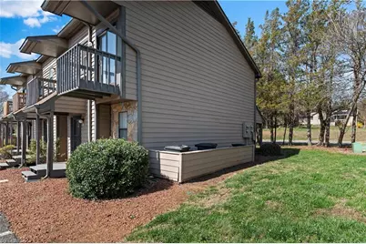 380 Vista Circle #D, Winston-Salem, NC 27106 - Photo 4