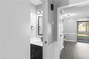 380 Vista Cir, Winston-Salem, NC 27106 - Photo 10