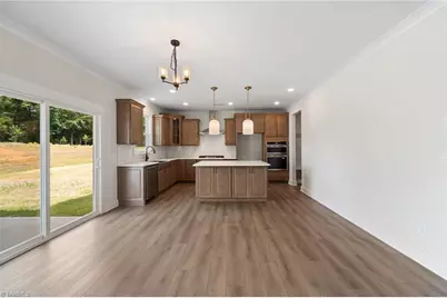 2004 Abbotts Vista Drive, Kernersville, NC 27284 - Photo 10