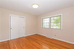 1804 Strathmore Dr, Greensboro, NC 27410 - Photo 16