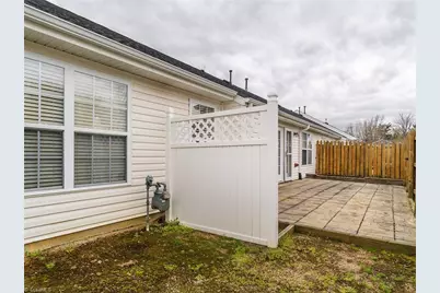 2221 Sweetbay Circle, Burlington, NC 27215 - Photo 34