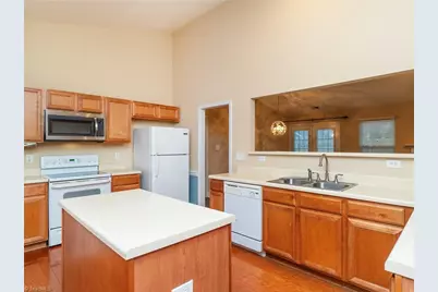 2221 Sweetbay Circle, Burlington, NC 27215 - Photo 4