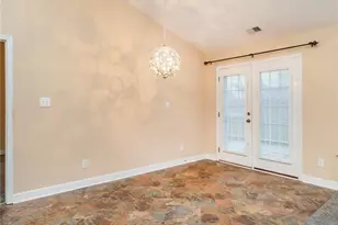 2221 Sweetbay Cir, Burlington, NC 27215 - Photo 20