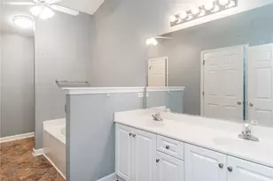 2221 Sweetbay Cir, Burlington, NC 27215 - Photo 30