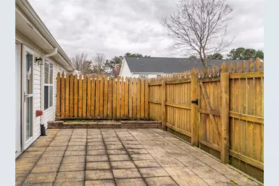 2221 Sweetbay Circle, Burlington, NC 27215 - Photo 32