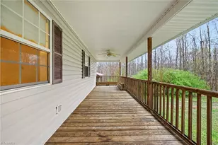 2811 Charley Ln, Burlington, NC 27215 - Photo 4