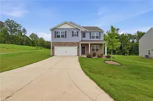 7448 Buckpasser Dr, Greensboro, NC 27455 - Photo 4