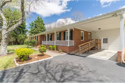 1401 Lambs Lane, Kernersville, NC 27284 - Photo 6