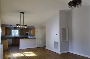 4417 Springbrook Dr, Burlington, NC 27215 - Photo 4