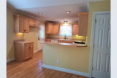 4417 Springbrook Drive, Burlington, NC 27215 - Photo 4