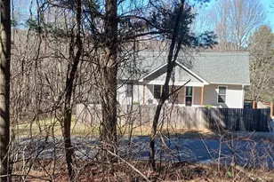 36 Lake St, Sparta, NC 28675 - Photo 6