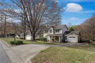 3335 Mill Spring Ct, Greensboro, NC 27410 - Photo 2