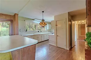 129 Oaklawn Rd, Mount Airy, NC 27030 - Photo 18