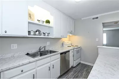 5735 Bramblegate Road #J, Greensboro, NC 27409 - Photo 8