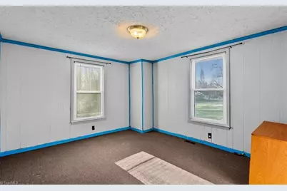 1060 N Scales Street, Reidsville, NC 27320 - Photo 16