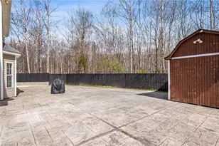 5663 Fairway Forest Dr, Winston-Salem, NC 27105 - Photo 14