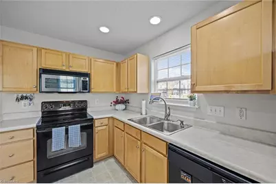 6415 Coral Vine Way, Whitsett, NC 27377 - Photo 10