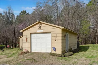 4104 Enchanted Lane, Greensboro, NC 27406 - Photo 28