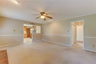 4104 Enchanted Ln, Greensboro, NC 27406 - Photo 10