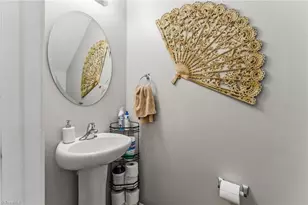 4381 Oak Pointe Dr, Winston-Salem, NC 27105 - Photo 10