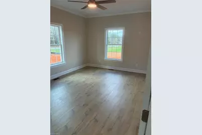 621 W Atkins Street, Dobson, NC 27017 - Photo 22