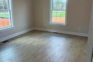 621 W Atkins St, Dobson, NC 27017 - Photo 22