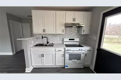 2314 Acorn Road, Greensboro, NC 27406 - Photo 12