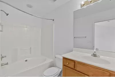 18 Pickwick Place, Greensboro, NC 27407 - Photo 16