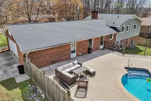 660 S Peace Haven Rd, Winston-Salem, NC 27103 - Photo 38