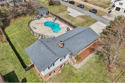 660 S Peace Haven Road, Winston-Salem, NC 27103 - Photo 1