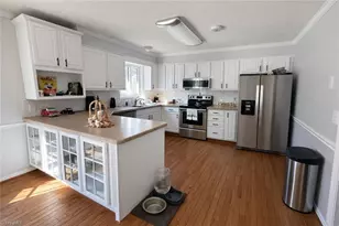 302 Country Ln, King, NC 27021 - Photo 4