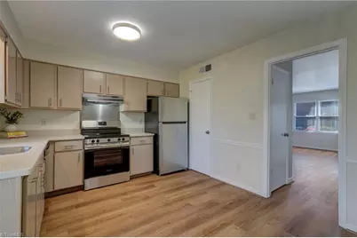 2224 Spring Garden Street, Greensboro, NC 27403 - Photo 6