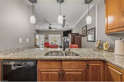 712 Vinebury Lane, High Point, NC 27265 - Photo 10