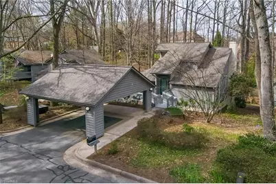 208 Forest Brook Drive, Winston-Salem, NC 27106 - Photo 2