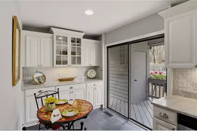 208 Forest Brook Drive, Winston-Salem, NC 27106 - Photo 18