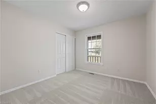 3805 Broadacres Dr, Greensboro, NC 27407 - Photo 18