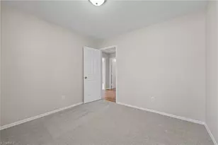 3805 Broadacres Dr, Greensboro, NC 27407 - Photo 20