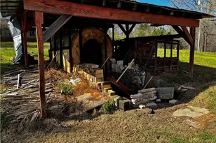 487 King Rd, Seagrove, NC 27341 - Photo 32