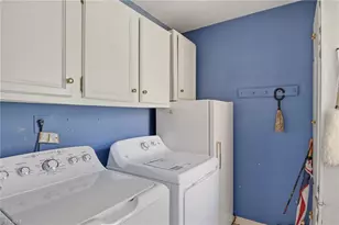 2717 Asbury Terrace, Greensboro, NC 27408 - Photo 16