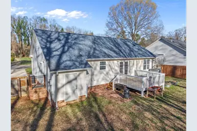 3016 Karlingdale Drive, Greensboro, NC 27455 - Photo 38